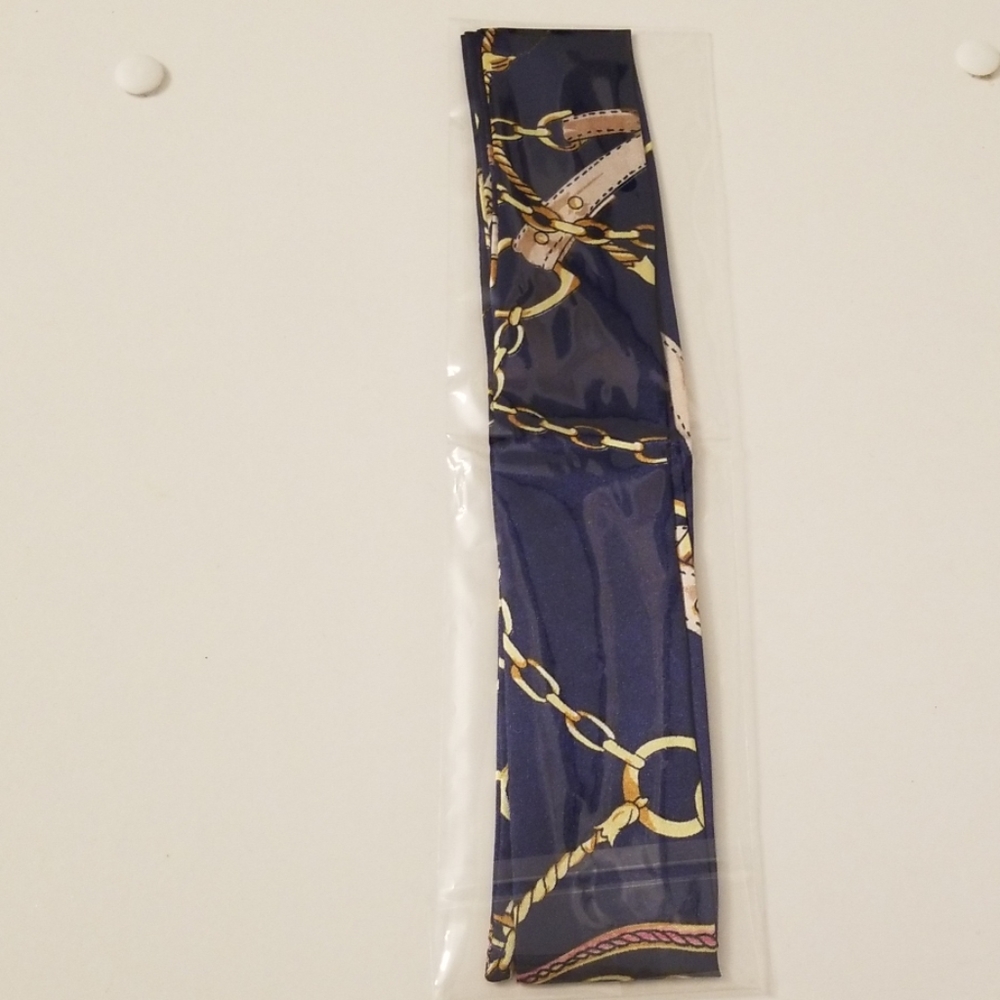 Twilly scarf/ Purse scarf